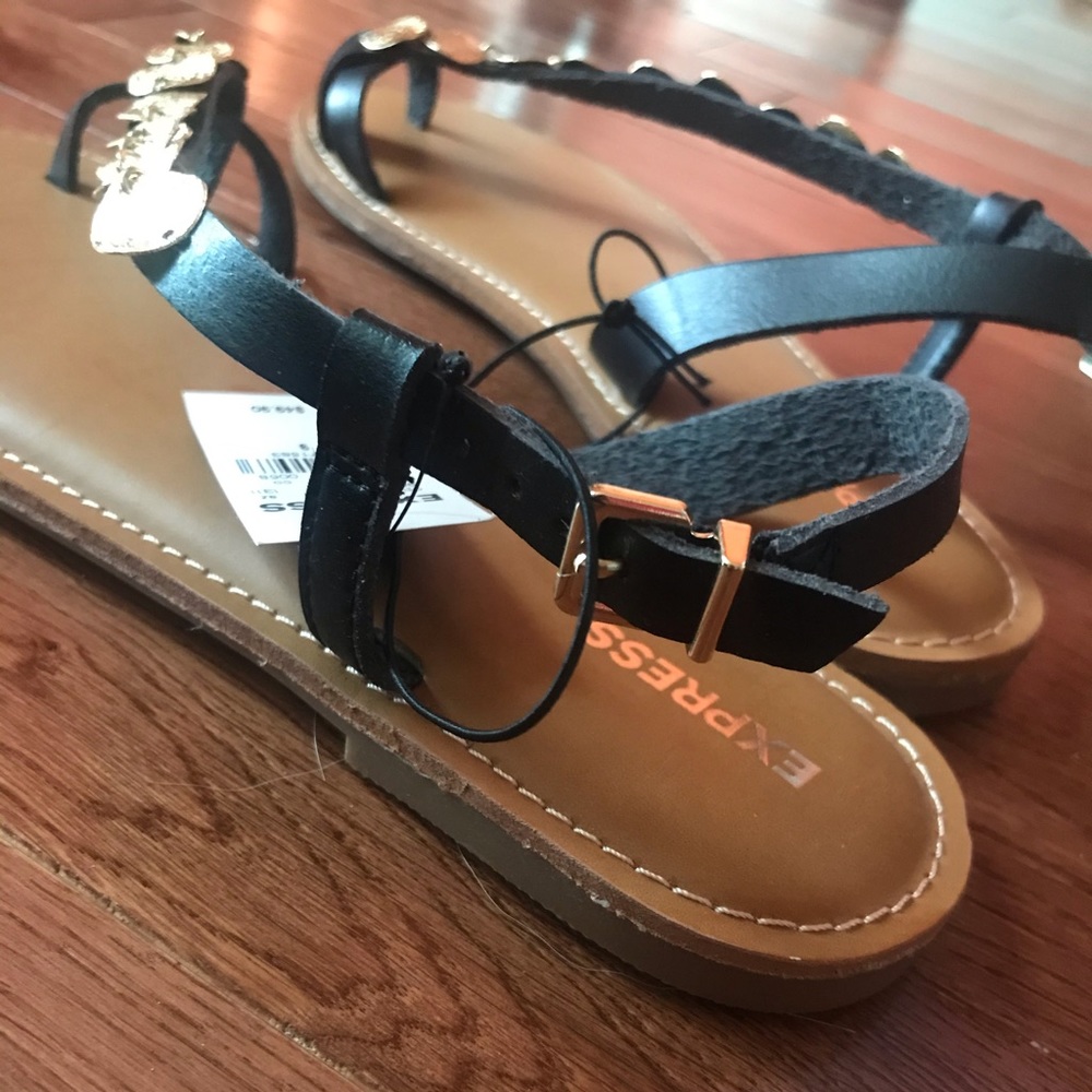 Express Sandals 🖤 - Picture 5 of 16